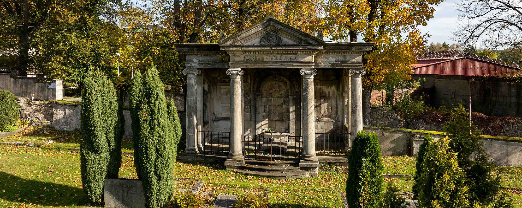 Hrobka - Familie Melhardt